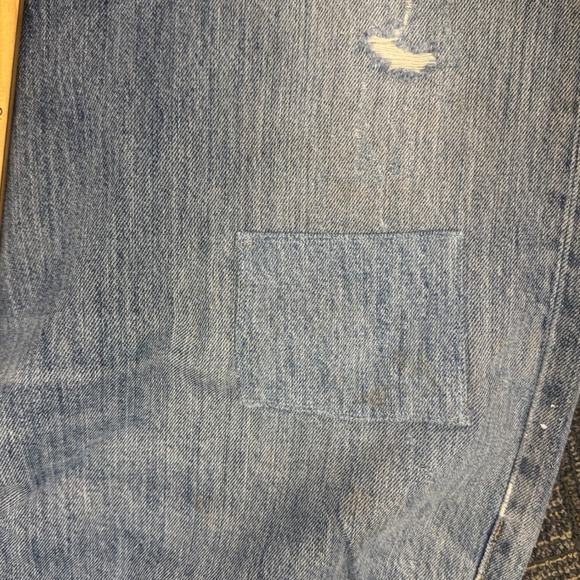 Levi Strauss & Co 501 Original Fit Button Fly Jeans Distressed Mens Size‎ 38x30 - Picture 10 of 13
